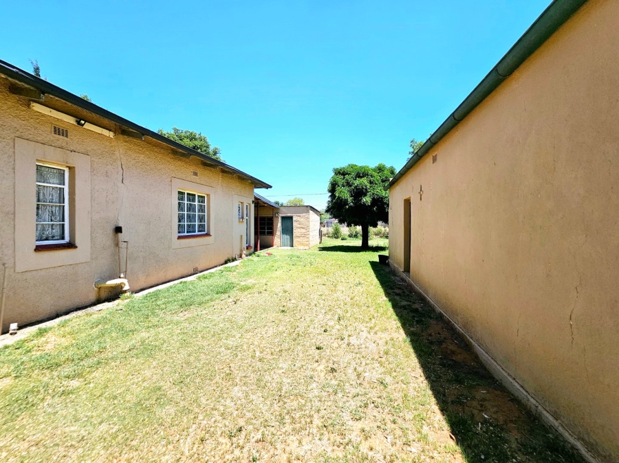 3 Bedroom Property for Sale in Petrusburg Free State